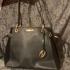 Michael Kors Nicole large grab bag leather